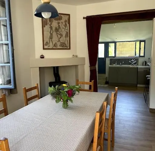 Vakantiehuis Chez Juliette - Maison Et Jardin - Bord De Loire A *